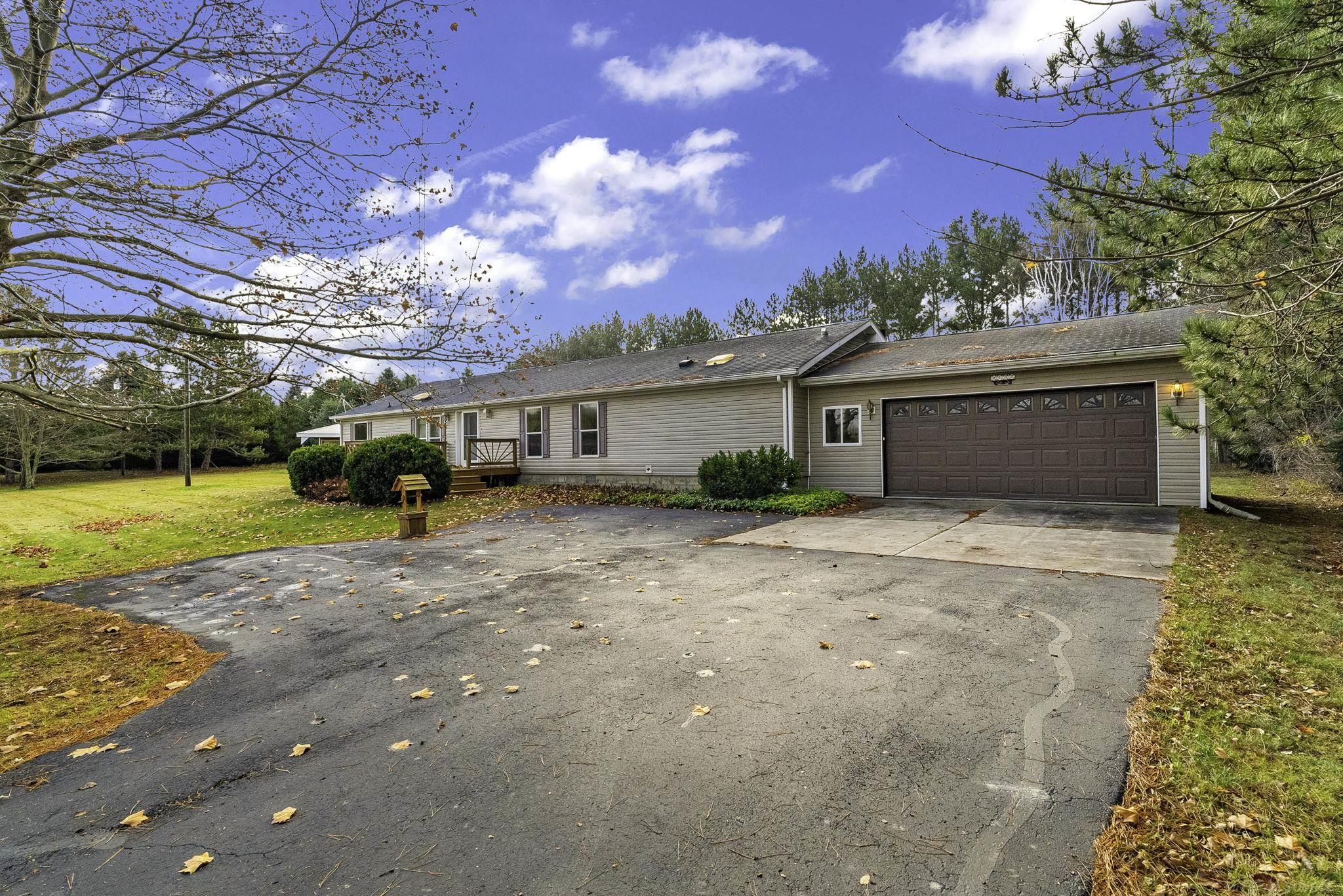 2430 Marlette Road Applegate, MI 48401 - Photo 3 of 60