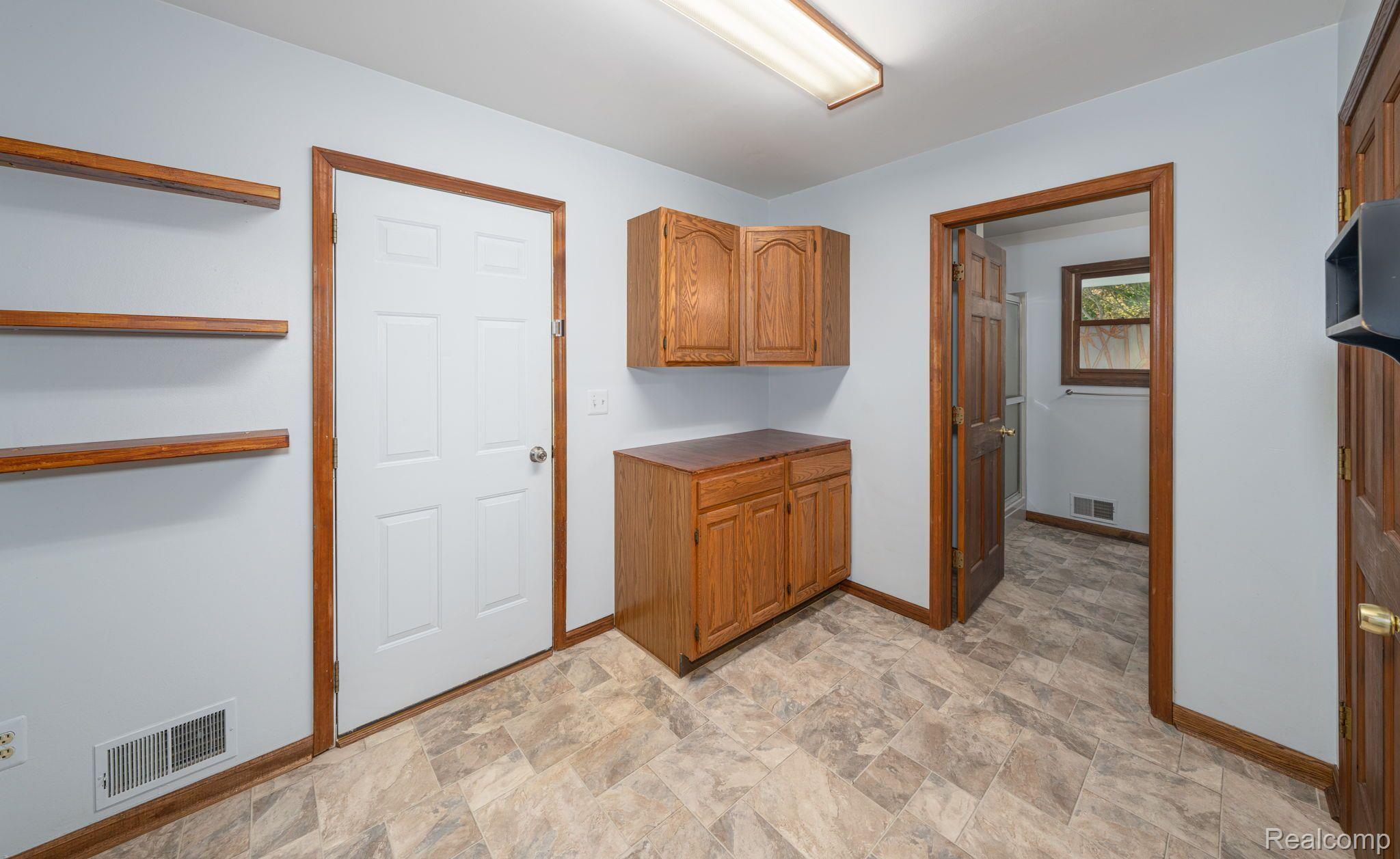 5578 Rochester Road Dryden, MI 48428 - Photo 41 of 72 Gallery Image 41