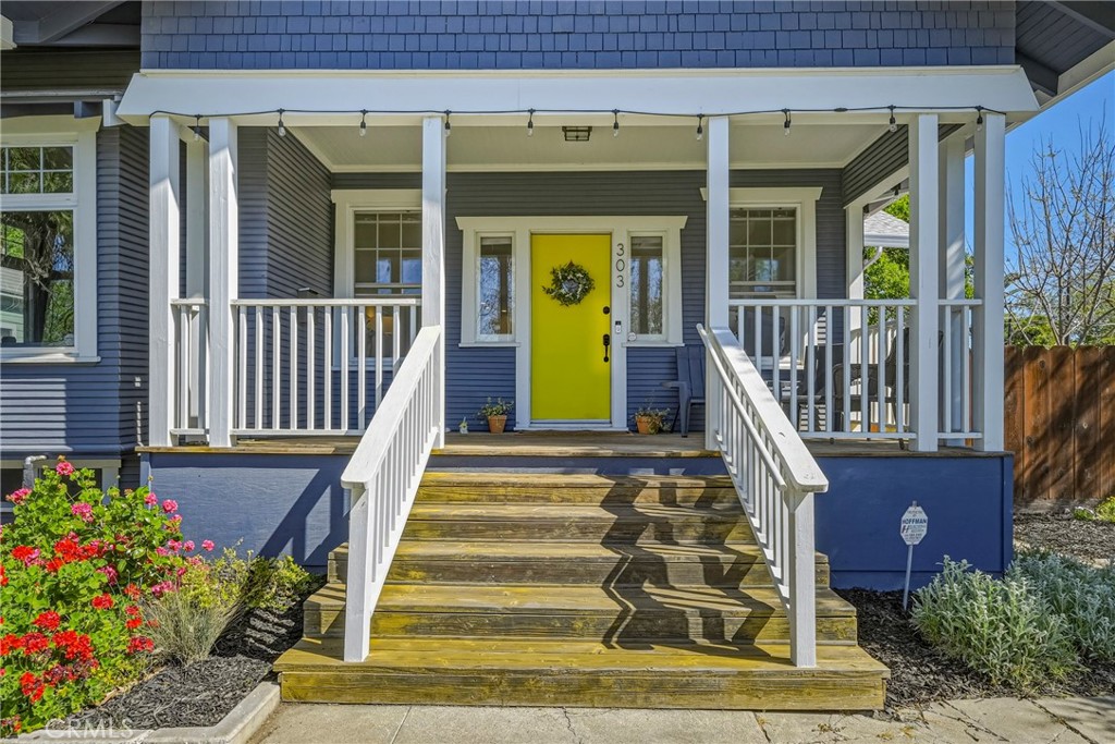 303 West 21st Street Merced, CA 95340 - Photo 21 of 52 a view of a house with entryway