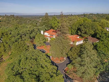 $14,750,000 | 140 Dean Road, Woodside, CA 94062