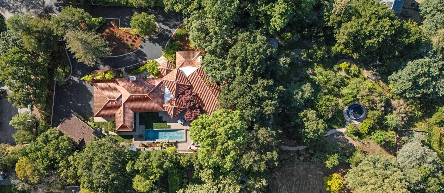 140 Dean Road Woodside, CA 94062 - Photo 3 of 52