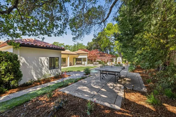 $14,750,000 | 140 Dean Road, Woodside, CA 94062