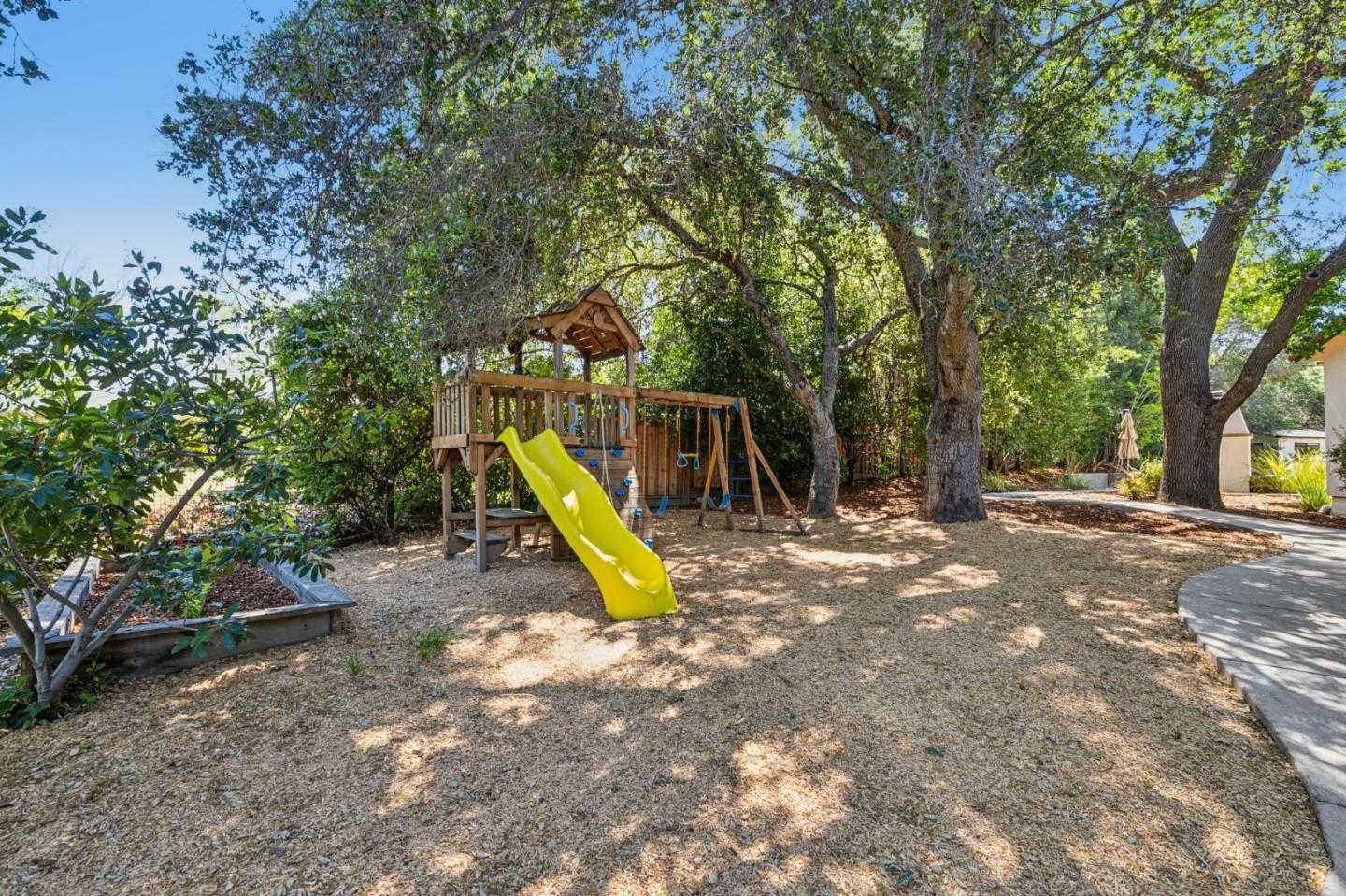 140 Dean Road Woodside, CA 94062 - Photo 45 of 52