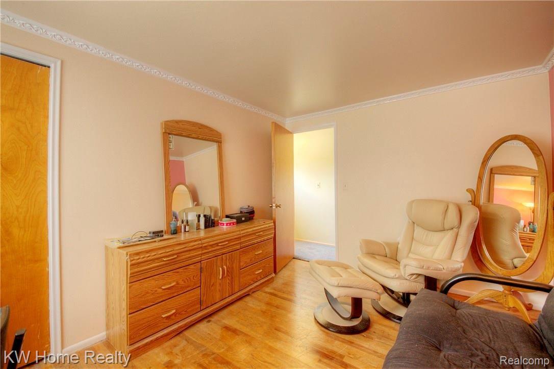 21100 Andover Road Southfield, MI 48076 - Photo 49 of 59 930A0639_40_41.jpg