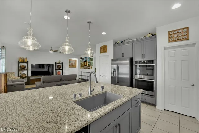 $800,000 | 9609 Lexington Arch Street, Las Vegas, NV 89178