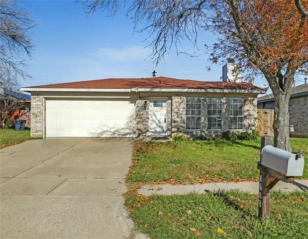 $1,900 | 1112 Union Drive, Saginaw, TX 76131