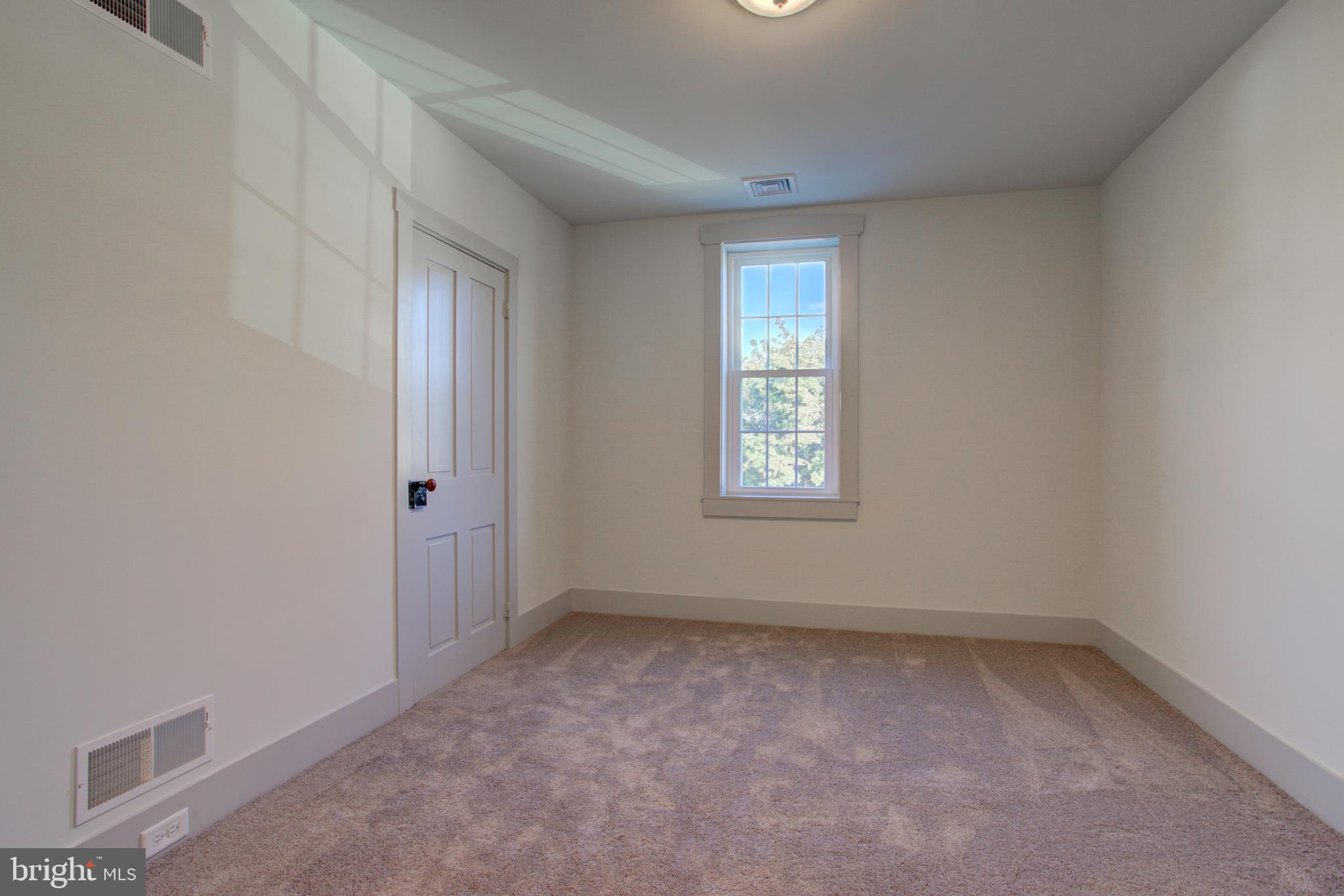 107 West Sun Hill Road Manheim, PA 17545 - Photo 15 of 25 Gallery Image 15