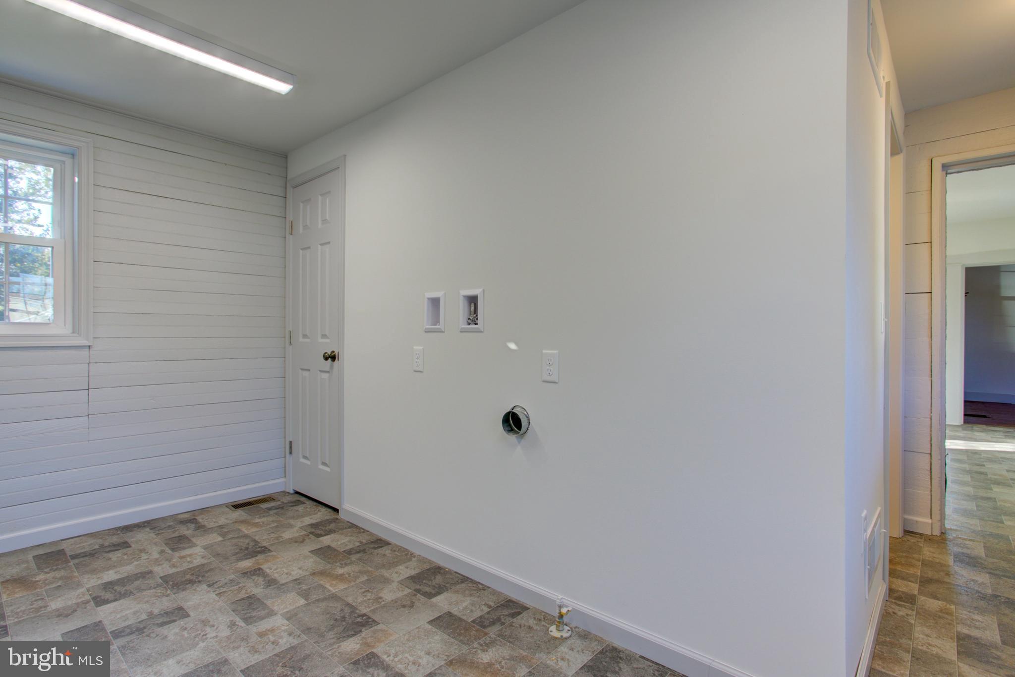 107 West Sun Hill Road Manheim, PA 17545 - Photo 10 of 25 Gallery Image 10