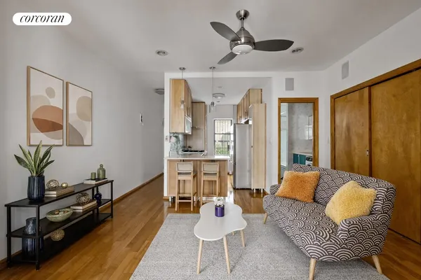 $699,000 | 179 Ocean Parkway, Unit 1E | Kensington