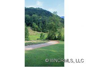 28 Poppyvine Road Leicester, NC 28748 - Photo 10 of 11 Gallery Image 10