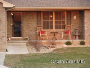 606 Water Tower Road Murrayville, IL 62668 - Photo 2 of 17