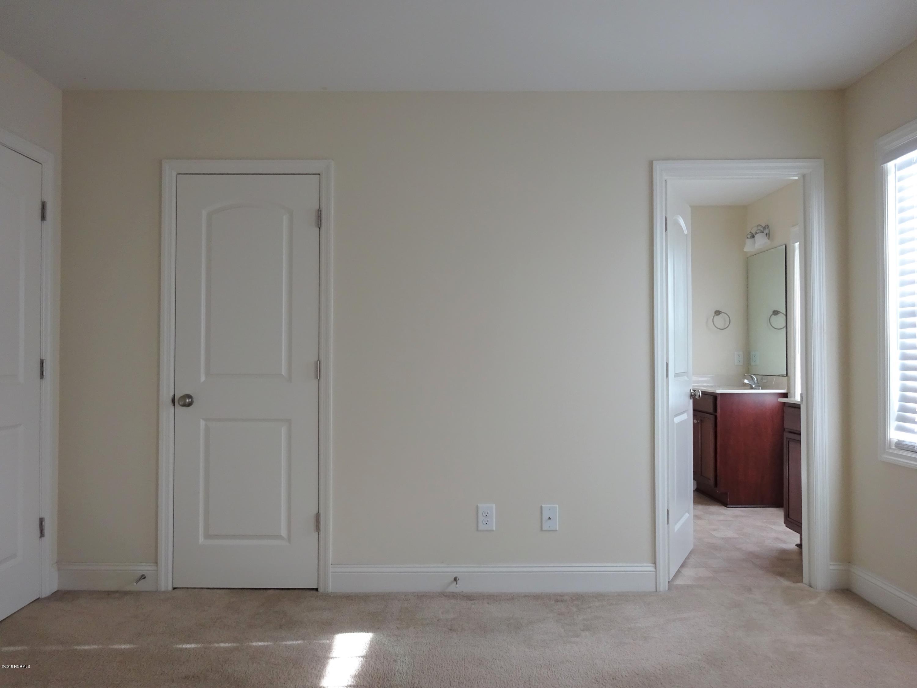304 Raintree Circle Jacksonville, NC 28540 - Photo 14 of 29 DSC05864