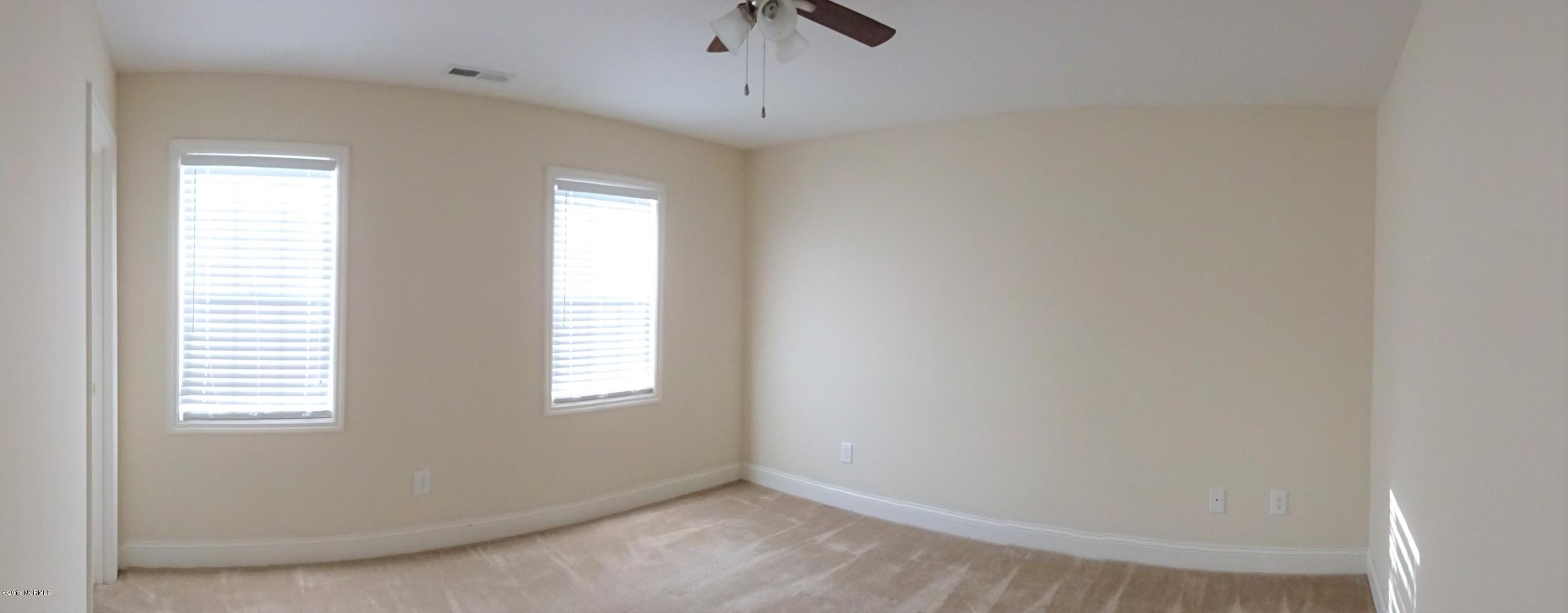 304 Raintree Circle Jacksonville, NC 28540 - Photo 15 of 29 DSC05865