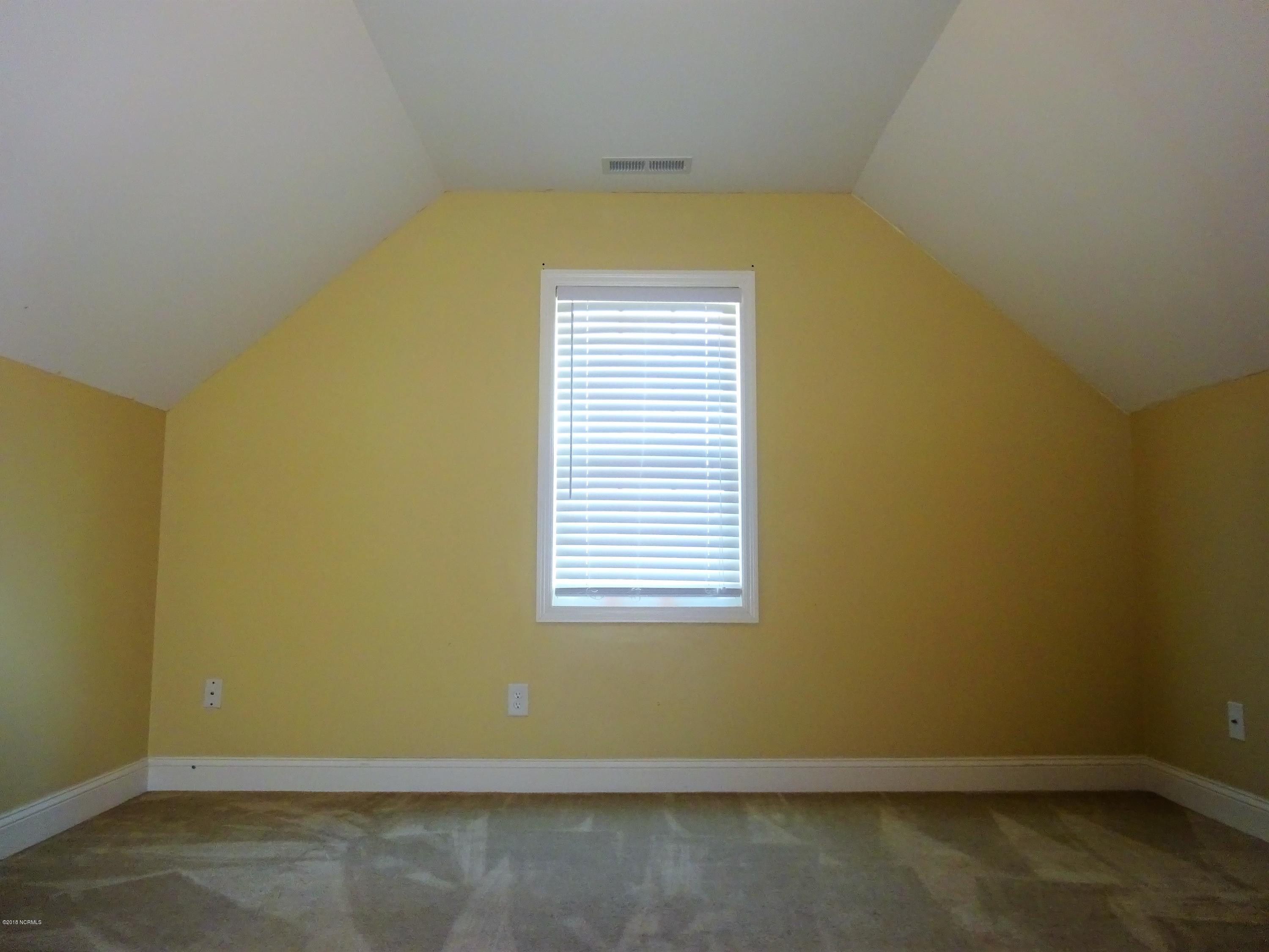 304 Raintree Circle Jacksonville, NC 28540 - Photo 25 of 29 DSC05883