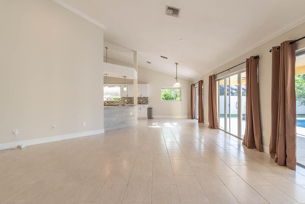 251 Northwest 69th Street Boca Raton, FL 33487 - Photo 13 of 36 20250716-251 NW 69th Street-0051