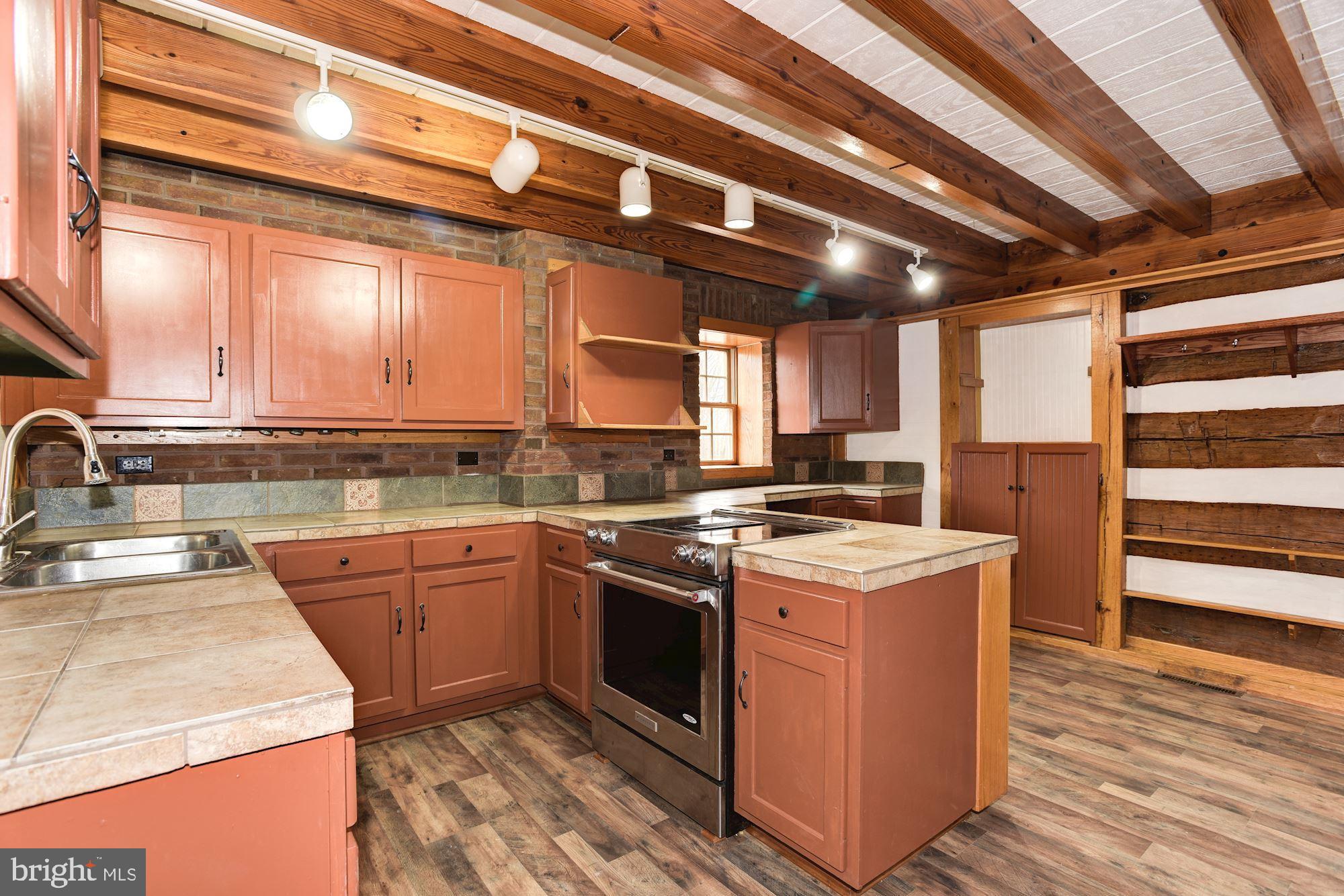 16750 Spielman Road Fairplay, MD 21733 - Photo 12 of 40 Kitchen