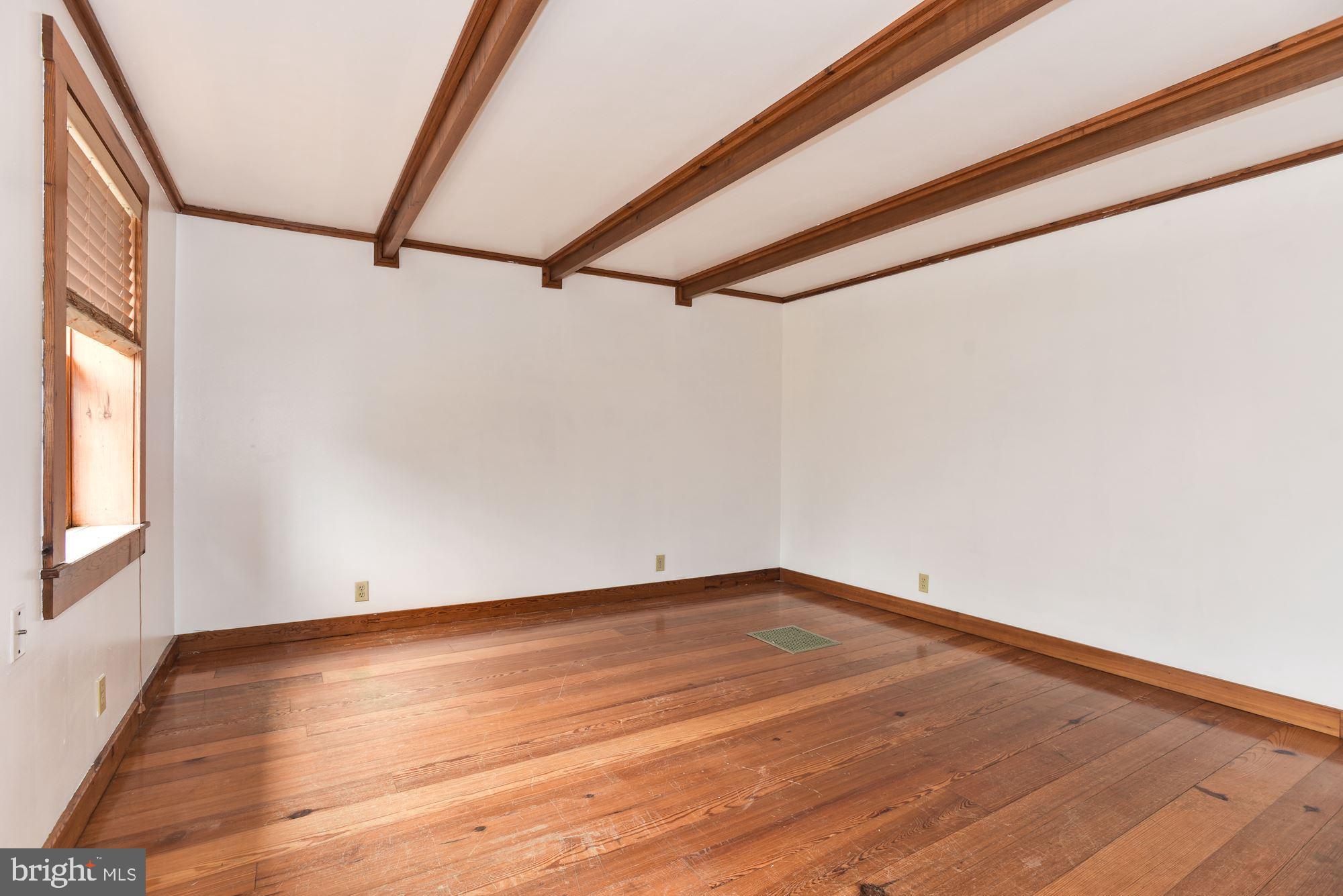 16750 Spielman Road Fairplay, MD 21733 - Photo 23 of 40 Bedroom