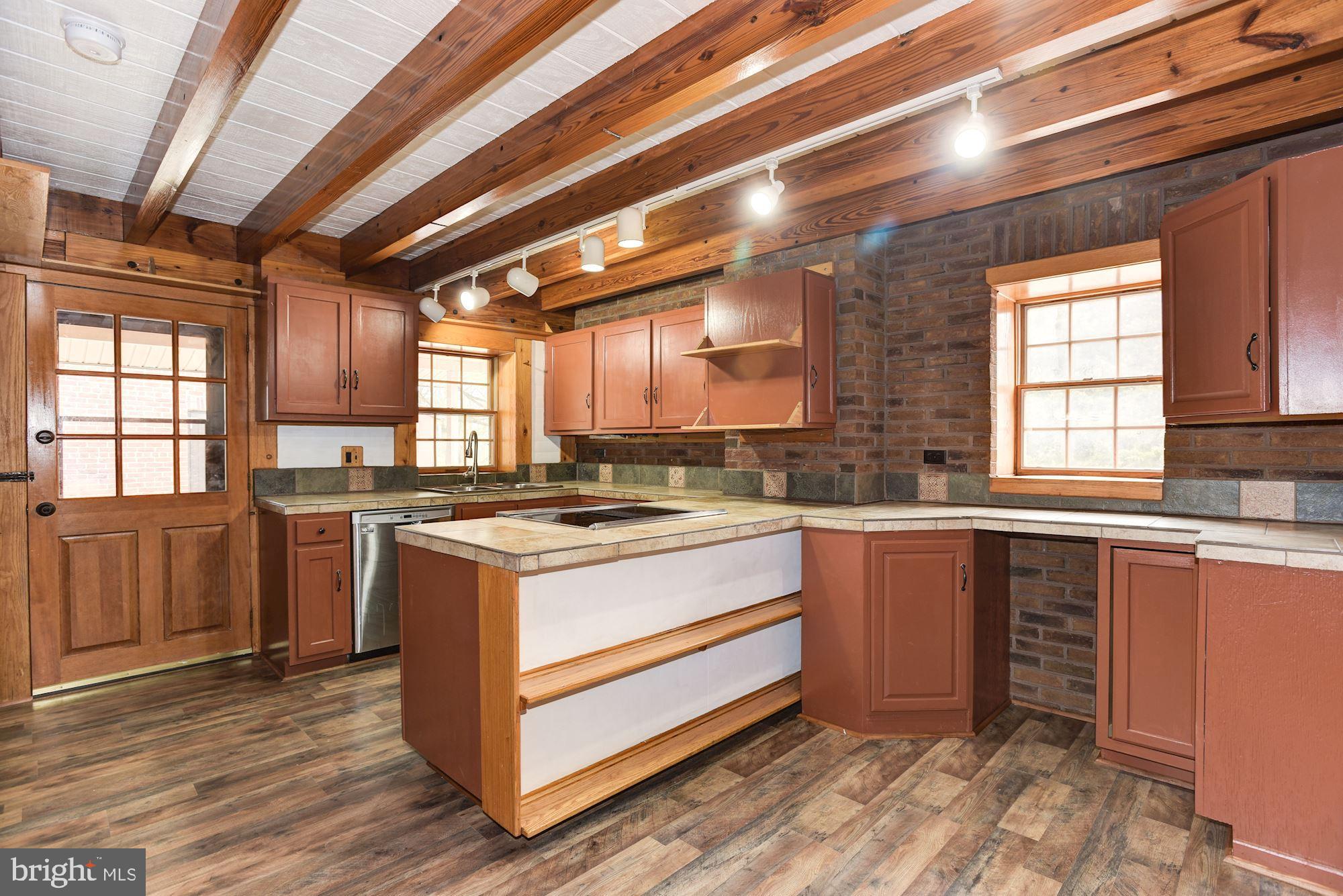 16750 Spielman Road Fairplay, MD 21733 - Photo 10 of 40 Kitchen