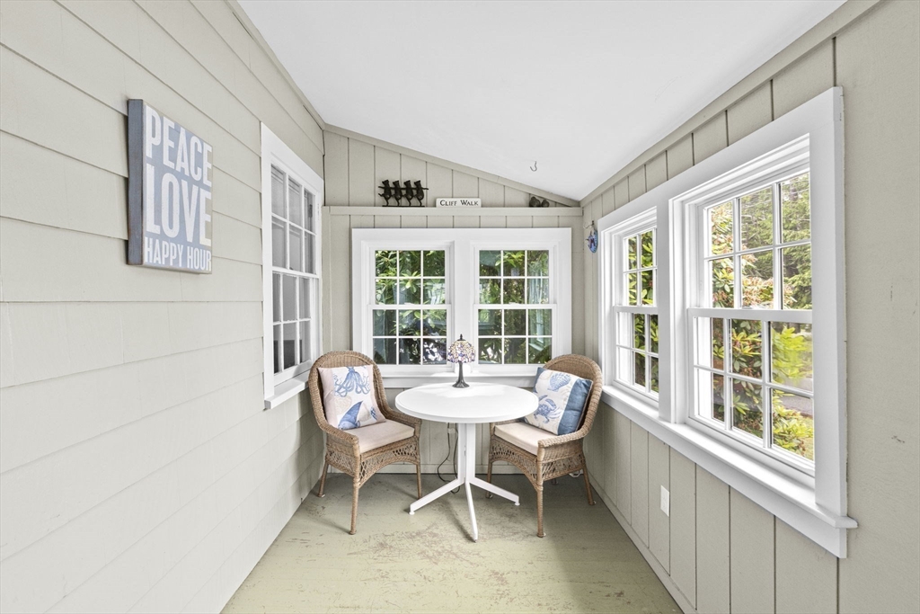 23 Garden Road Scituate, MA 02066 - Photo 5 of 38 Gallery Image 5