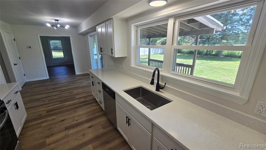 1804 East Curtis Road Birch Run, MI 48415 - Photo 7 of 33