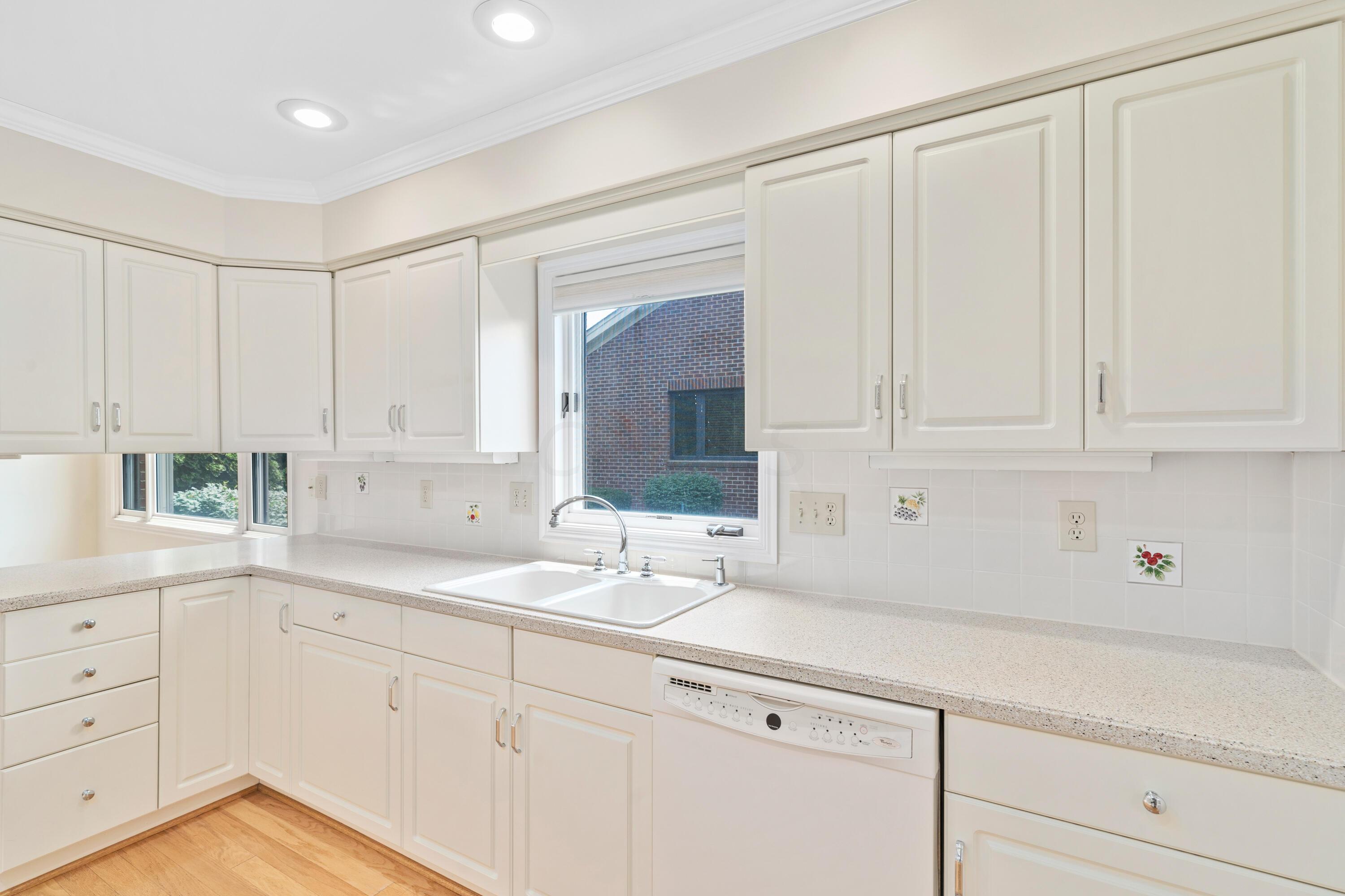 5731 Newgate Road Dublin, OH 43017 - Photo 11 of 39 Gallery Image 11