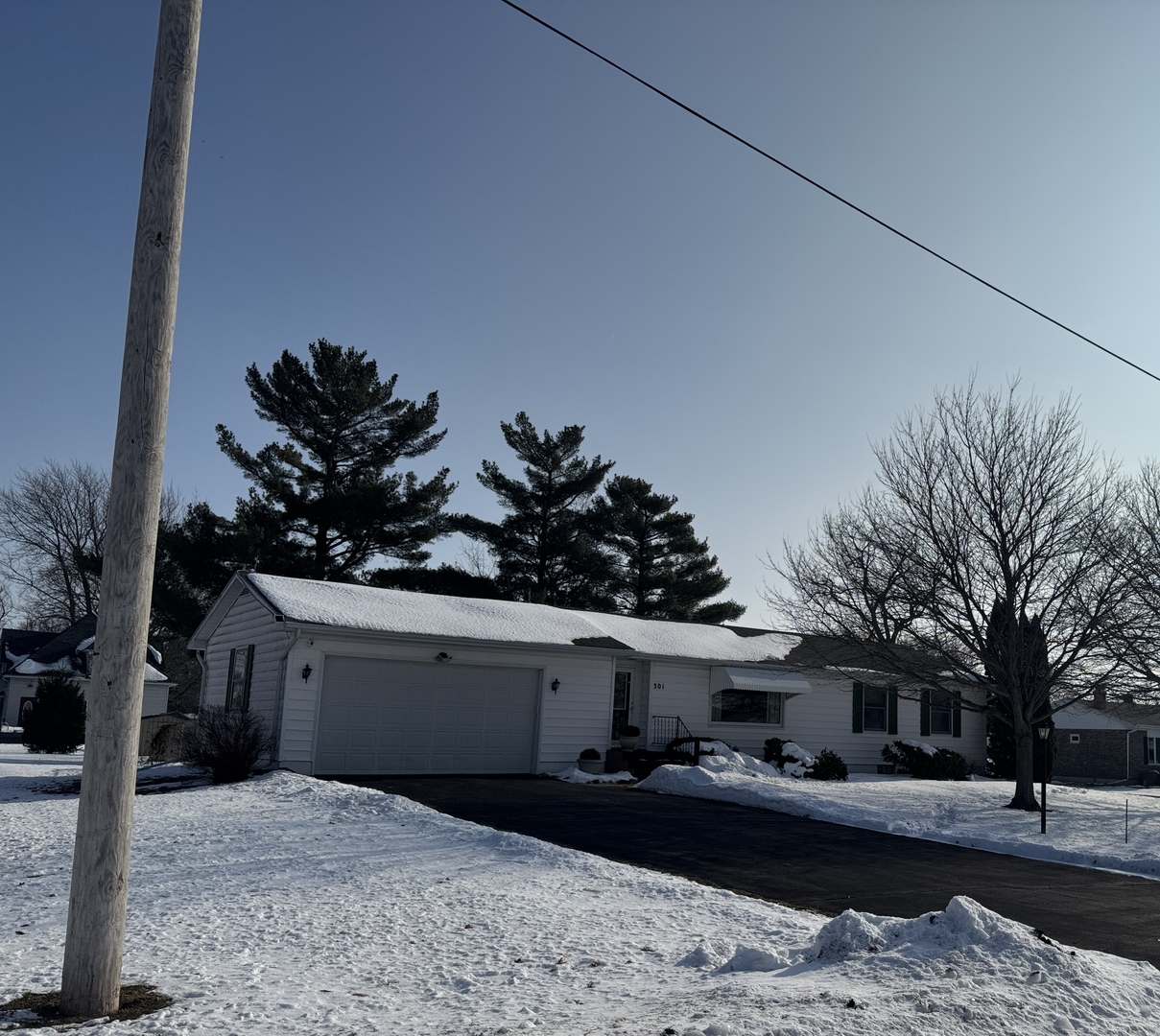 301 South W Street Sublette, IL 61367 - Photo 2 of 8 a front view of a house with a yard
