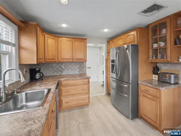 $664,999 | 17 George Road, Emerson, NJ 07630