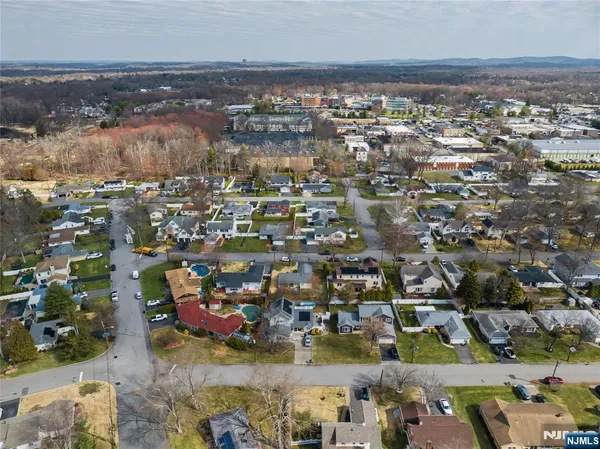 $664,999 | 17 George Road, Emerson, NJ 07630