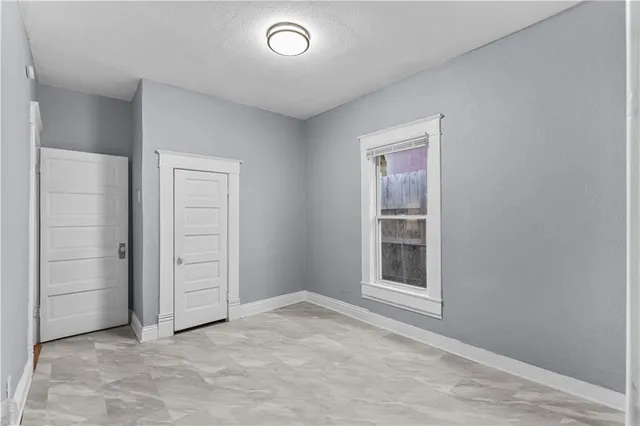 $164,999 | 2115 North 12th Street, Kansas City, KS 66104