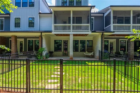 $675,000 | 945 Kenway Avenue, Roswell, GA 30076