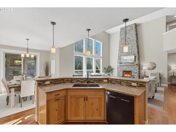 $1,380,000 | 12840 Southeast 257th Avenue, Damascus, OR 97009