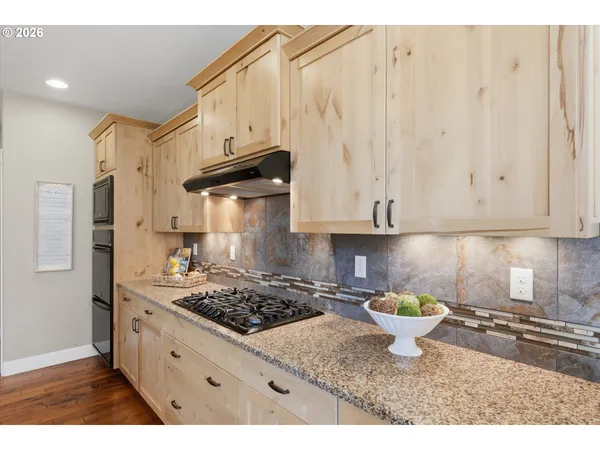 $1,380,000 | 12840 Southeast 257th Avenue, Damascus, OR 97009