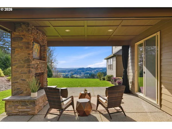 $1,380,000 | 12840 Southeast 257th Avenue, Damascus, OR 97009