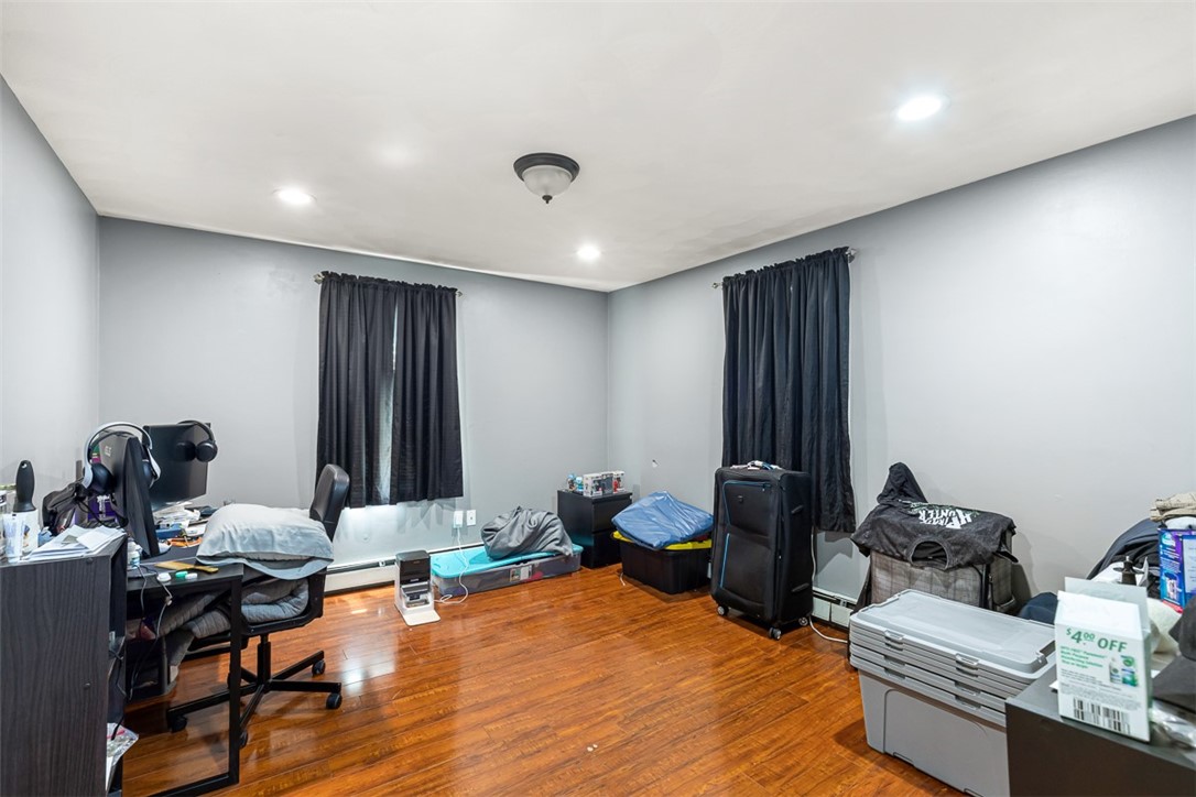 18 Hanover Avenue Pawtucket, RI 02861 - Photo 45 of 50