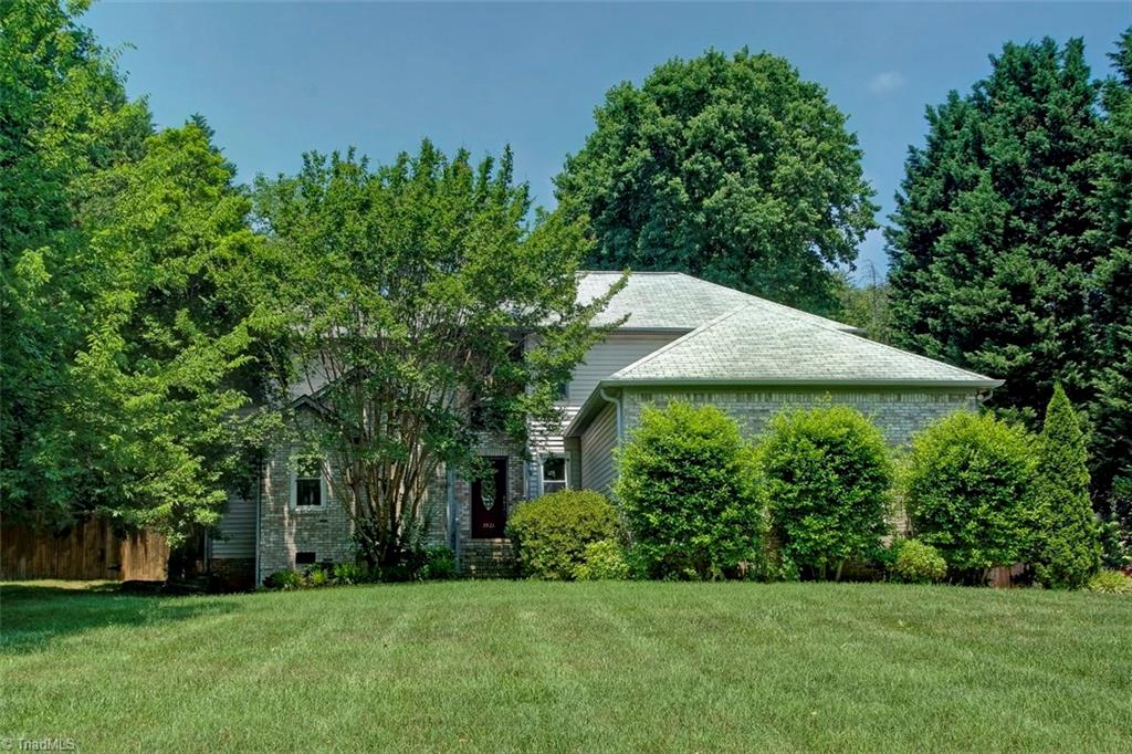 5528 Folkstone Road Pfafftown, NC 27040 - Photo 1 of 27 Gallery Image 1