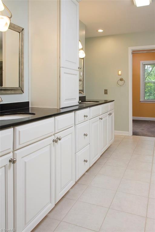 5528 Folkstone Road Pfafftown, NC 27040 - Photo 12 of 27 Gallery Image 12