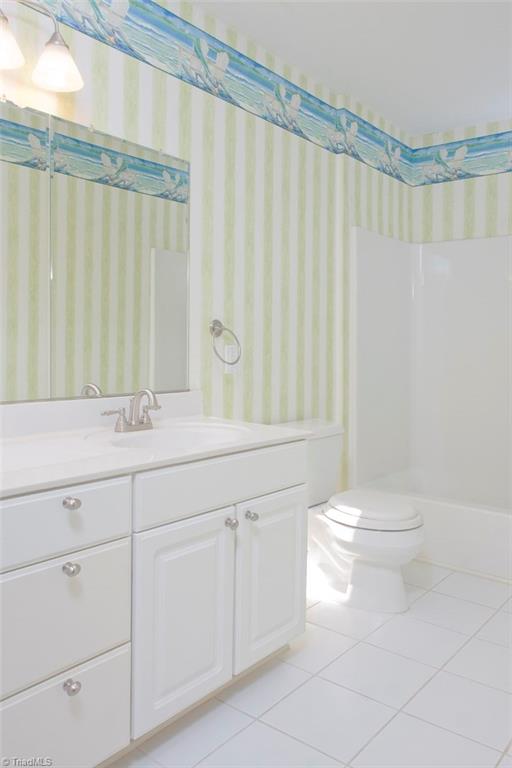5528 Folkstone Road Pfafftown, NC 27040 - Photo 17 of 27 Gallery Image 17