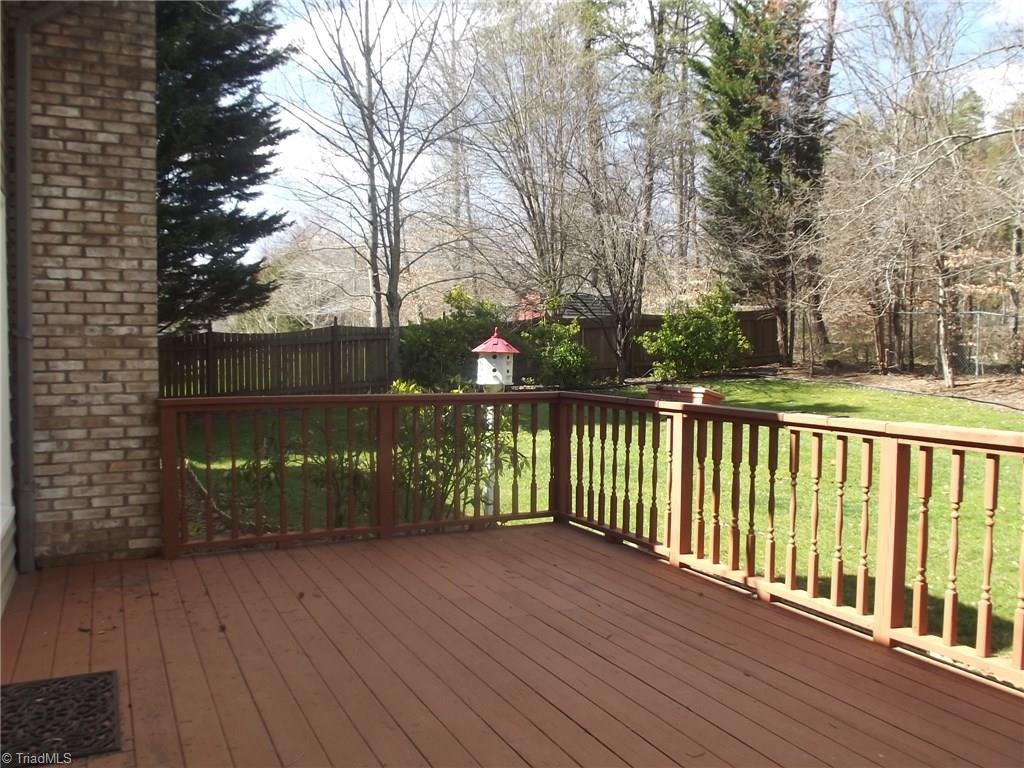 5528 Folkstone Road Pfafftown, NC 27040 - Photo 23 of 27 Gallery Image 23