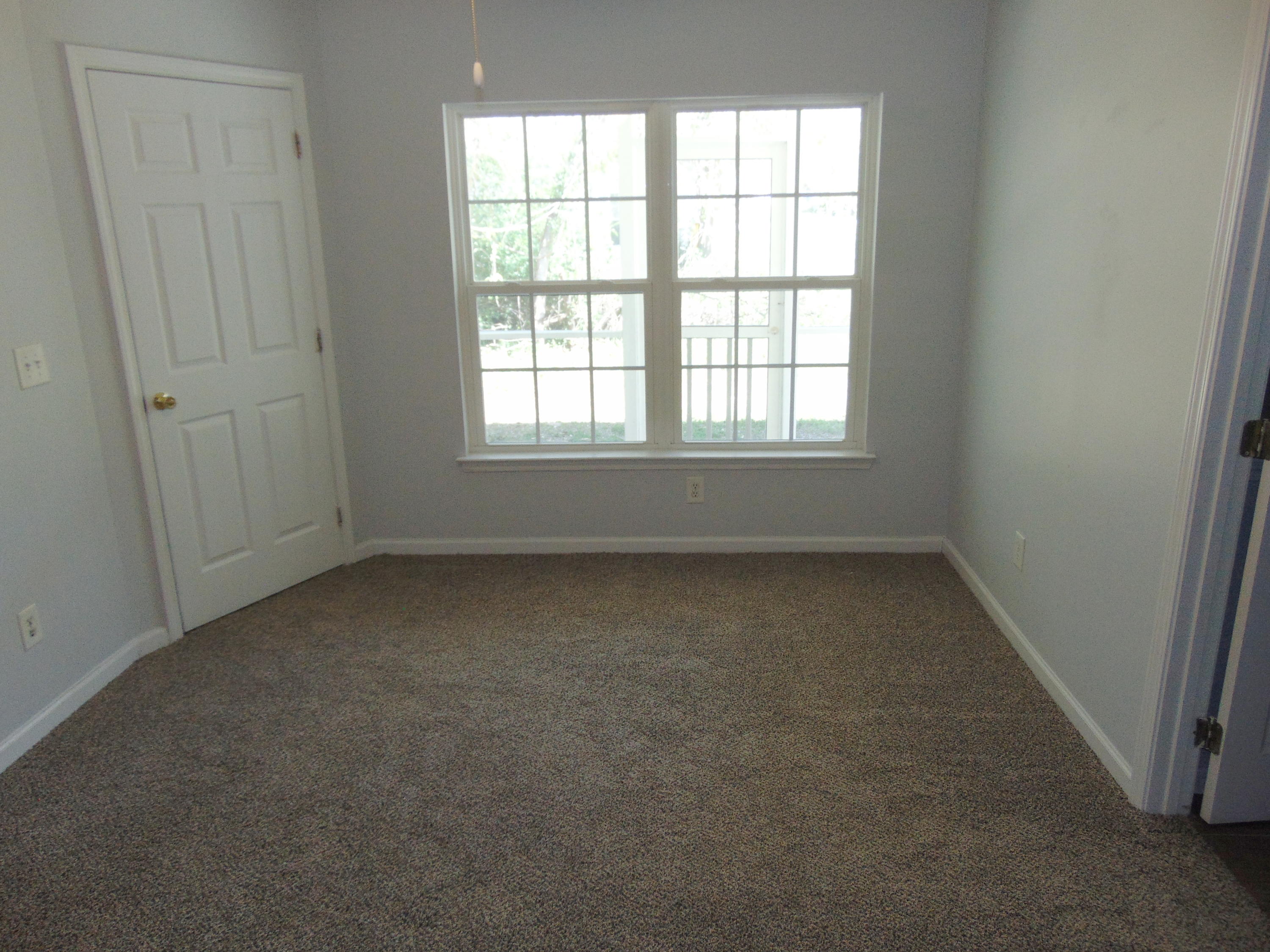 116 Spurrier Way, Unit B Moncks Corner, SC 29461 - Photo 9 of 27 MASTER DOWN