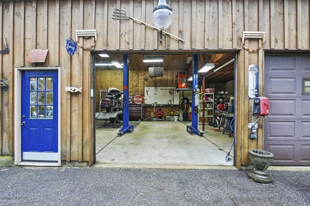 8 Beach Road Shrewsbury, MA 01545 - Photo 36 of 40 a view of water fountain in front of shop