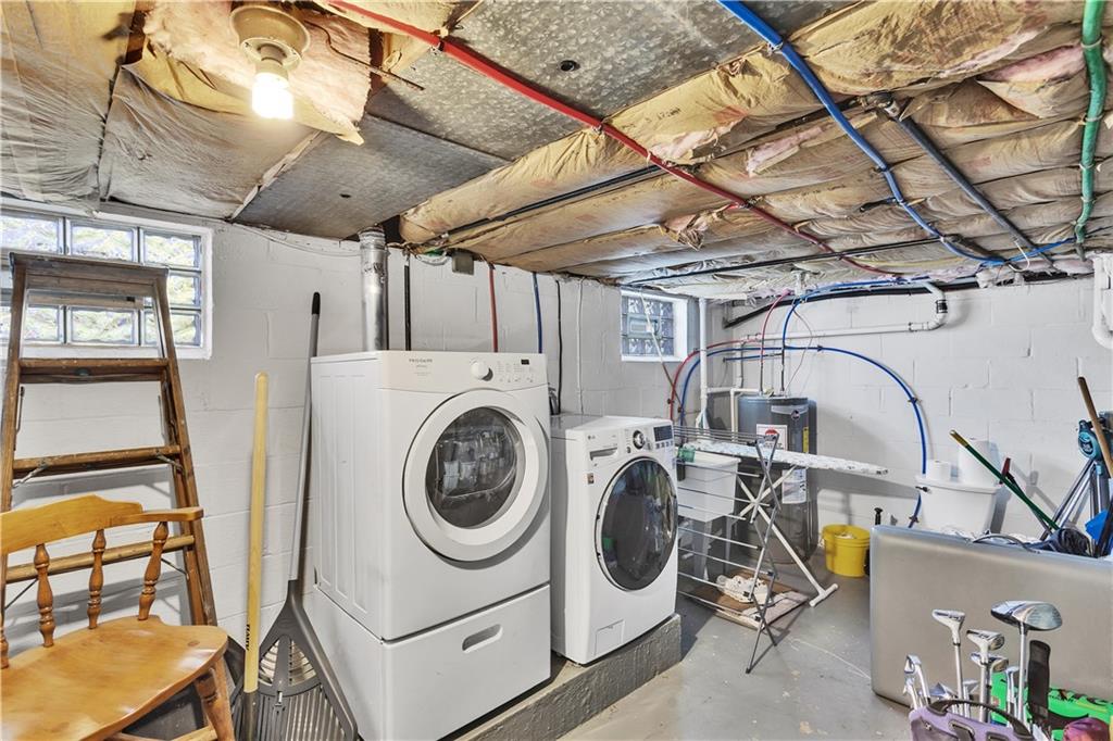 3779 Northern Pike Monroeville, PA 15146 - Photo 28 of 31 a utility room with dryer and washer