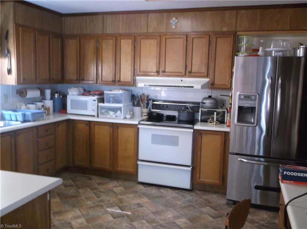 1513 Marshall Smith Road King, NC 27021 - Photo 10 of 30 Gallery Image 10