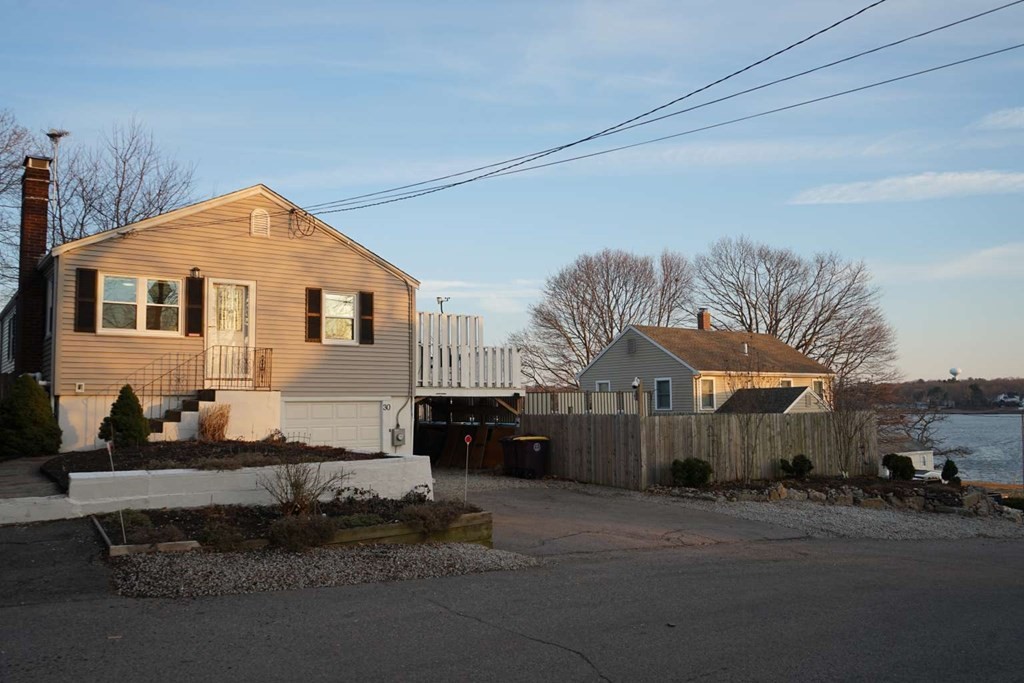 30 Stratford Road Weymouth, MA 02191 - Photo 1 of 20 Gallery Image 1