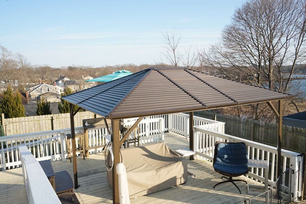 30 Stratford Road Weymouth, MA 02191 - Photo 17 of 20 Gallery Image 17
