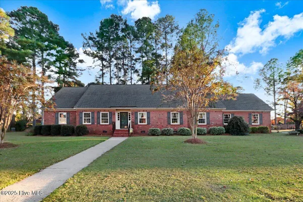 $405,000 | 1802 Windsor Road, Kinston, NC 28504