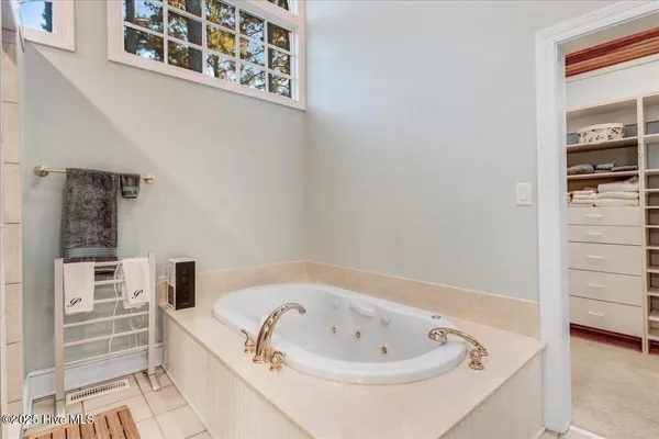 $405,000 | 1802 Windsor Road, Kinston, NC 28504