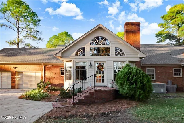 $420,000 | 1802 Windsor Road, Kinston, NC 28504