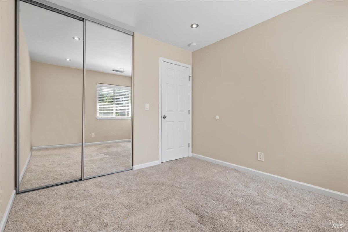 303 Algiers Court Santa Rosa, CA 95409 - Photo 21 of 27 Additional bedroom 2