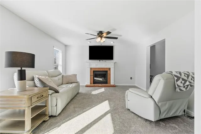 $519,900 | 318 Village Drive, Mars, PA 16046