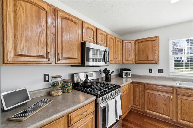 $519,900 | 318 Village Drive, Mars, PA 16046